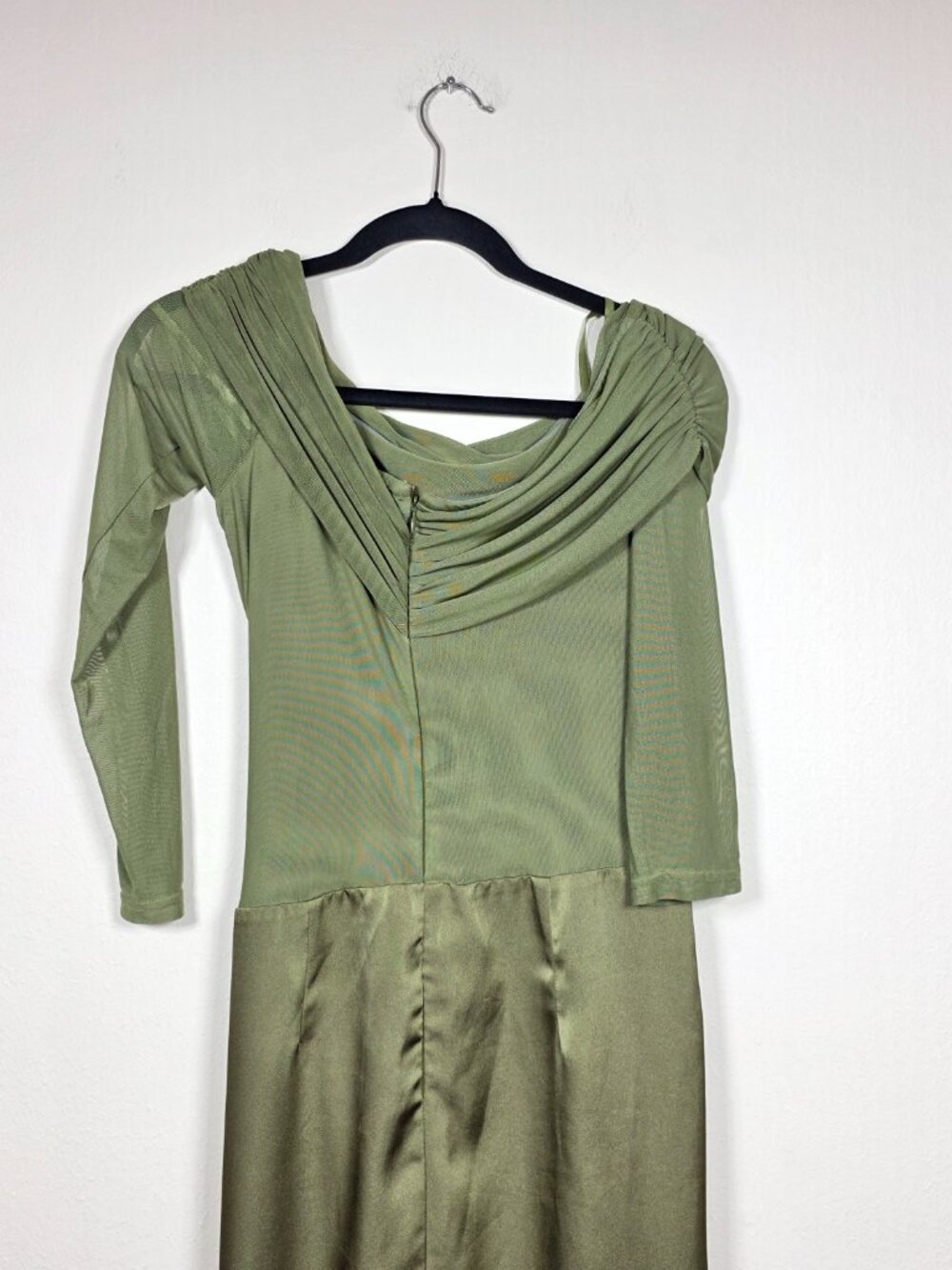 Elle Zeitoune Amy Off The Shoulder Gown Size Large US 10 MSRP $280 - Picture 8 of 11